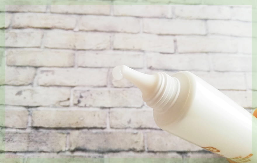 出し口アップ・クリームを出す